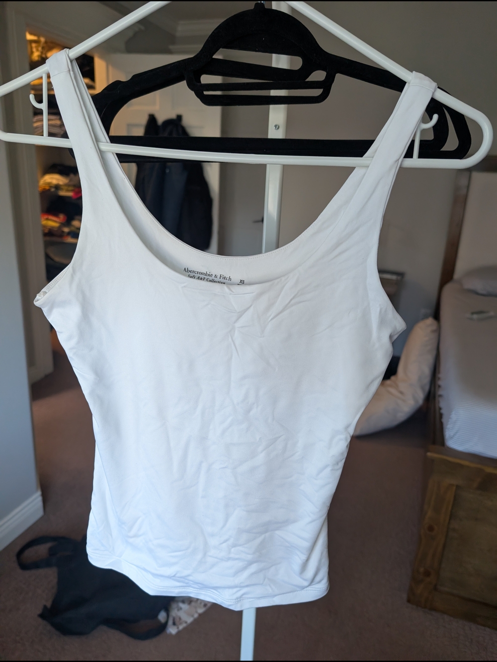 Abercrombie & Fitch White Tank Top Scoop Neck